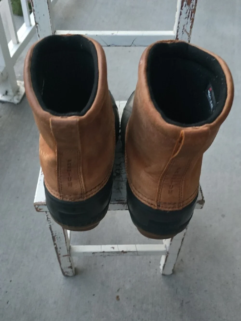 Sorel Men's Cheyanne Premium Tan Leather & Black Rubber Short Winter Boots 9